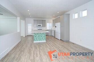 342 S 780 E in American Fork, UT - Building Photo - Building Photo
