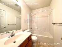 1039 Boulder Dr photo'