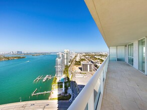 450 Alton Rd, Unit 2901 in Miami Beach, FL - Building Photo - Building Photo