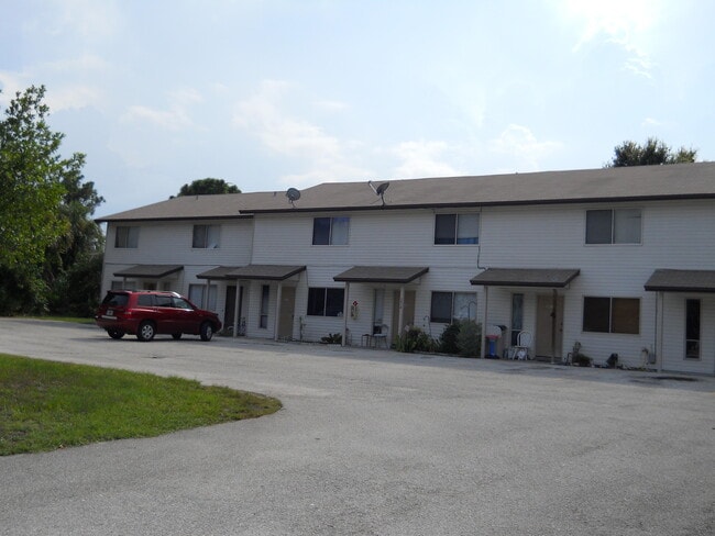 property at 3513 Tree Ridge Ln NE
