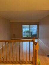57 Broadlawn Park, Unit 7 in Chestnut Hill, MA - Building Photo - Building Photo