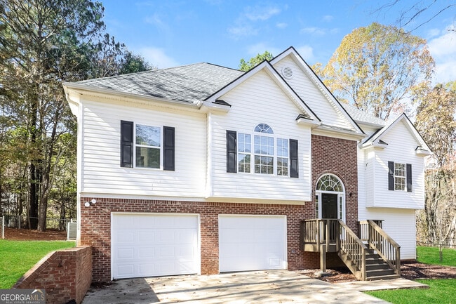 222 Chipley Creek Dr in Villa Rica, GA - Foto de edificio - Building Photo