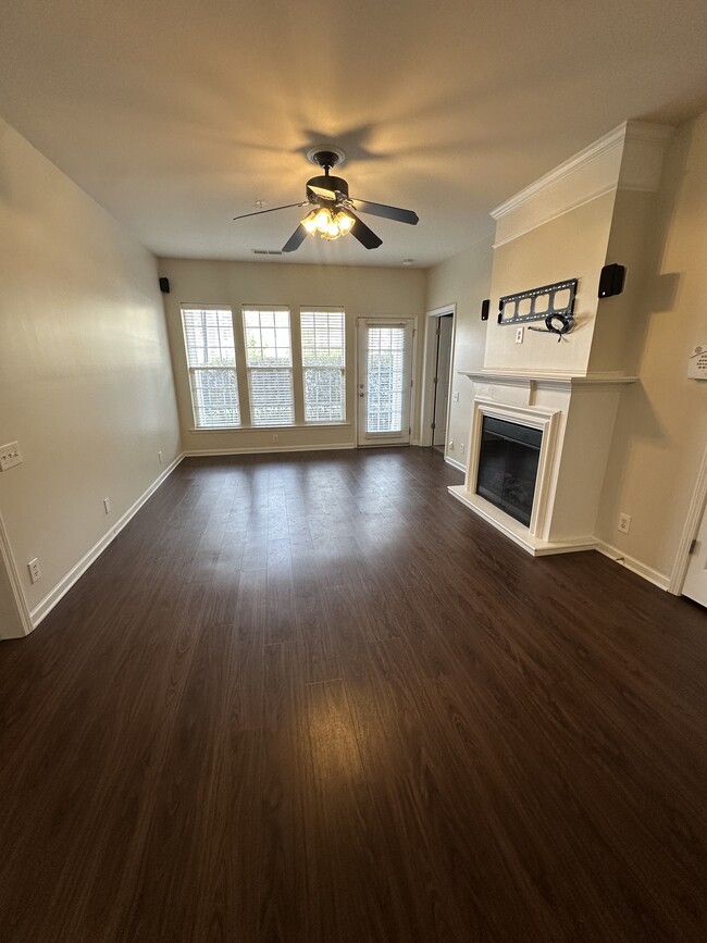 3106 Margellina Drive, Unit 3106 in Charlotte, NC - Foto de edificio - Building Photo