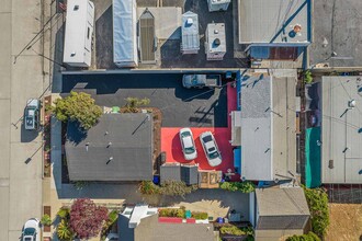 522 West St in Oceanside, CA - Building Photo - Building Photo