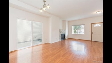 20621 12th Ave S in Seatac, WA - Building Photo - Building Photo