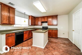 7342 Tamburo Trail in San Antonio, TX - Foto de edificio - Building Photo