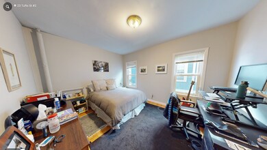23 Tufts St, Unit 2 in Cambridge, MA - Foto de edificio - Building Photo