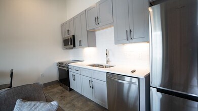 Studio 13 in Rocky Mount, NC - Building Photo - Building Photo