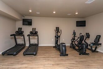 Whispering Creek Apartments in Fargo, ND - Foto de edificio - Interior Photo
