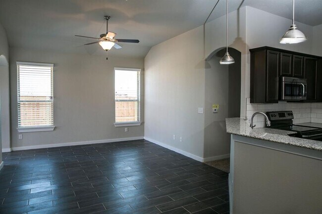 223 Hidden Springs Dr in Bastrop, TX - Building Photo - Building Photo