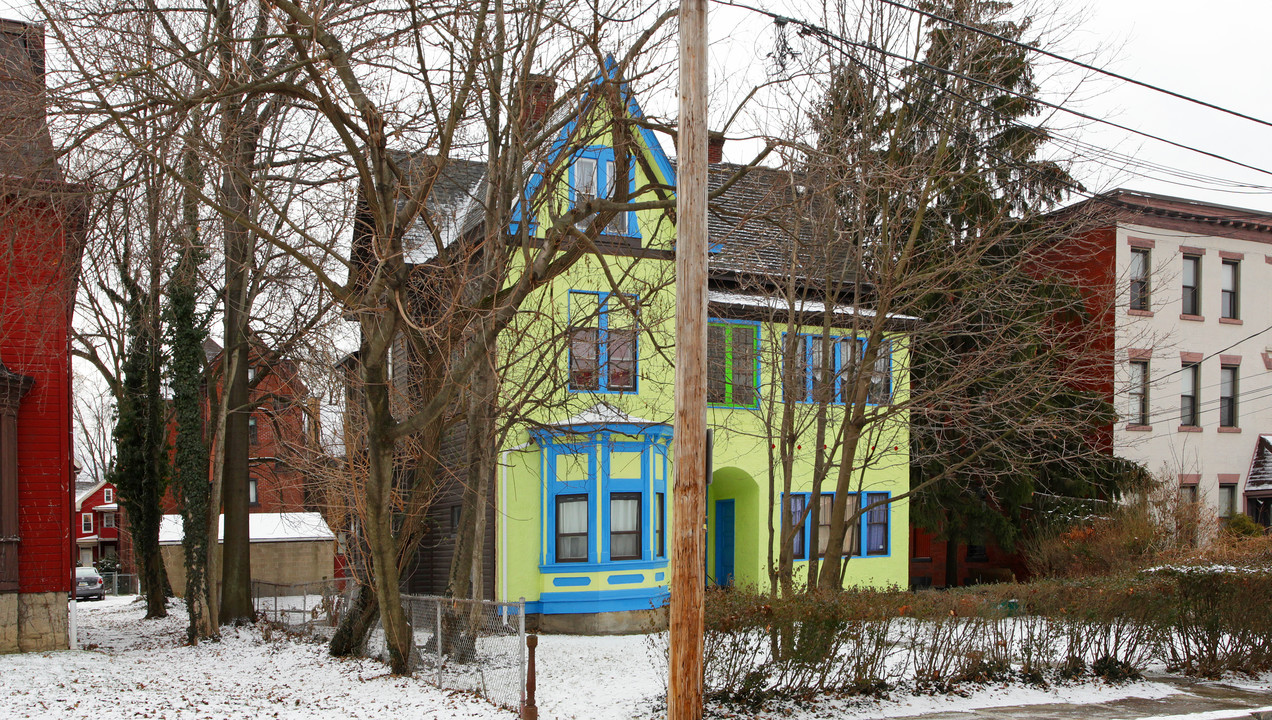 442 Franklin Ave in Pittsburgh, PA - Building Photo