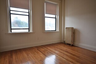 1114 Commonwealth Ave, Unit 49 in Boston, MA - Building Photo