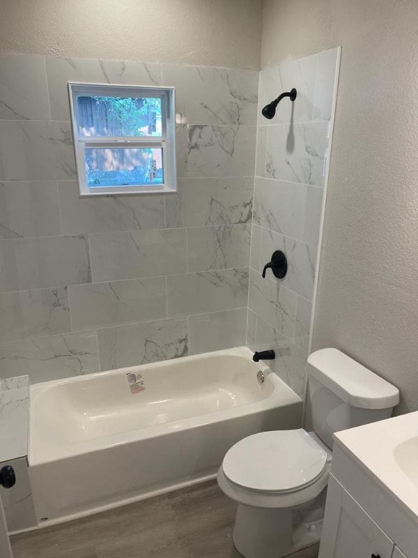 334 5th St SW in Paris, TX - Foto de edificio - Building Photo