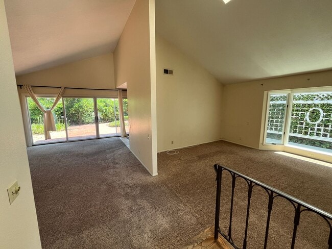 23627 Vía Beguine in Santa Clarita, CA - Building Photo - Building Photo