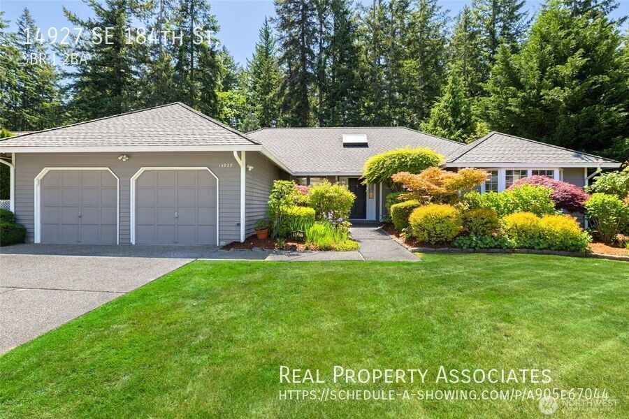 14927 SE 184th St in Renton, WA - Building Photo
