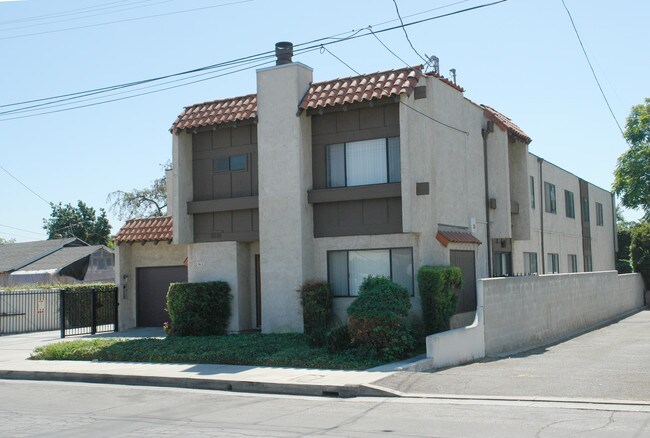 840 E Live Oak St in San Gabriel, CA - Building Photo - Building Photo