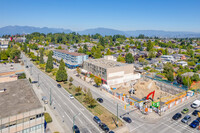 Kingsford Court in Vancouver, BC - Building Photo - Building Photo