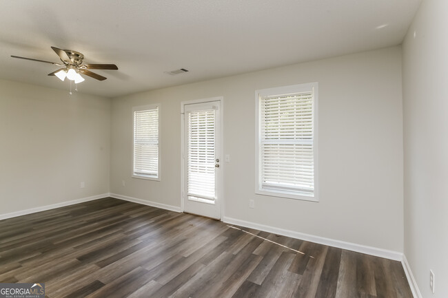 419 Harpy Eagle Dr in Winder, GA - Building Photo - Building Photo