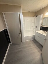 103 Finola Dr in Crowley, LA - Foto de edificio - Building Photo