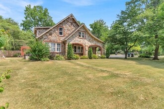 1688 Overhill Rd in Bristol, VA - Building Photo - Building Photo