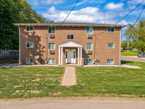 2037 Vermont Ave SE in Massillon, OH - Building Photo - Building Photo