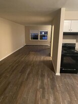 3024 W Iona Terrace in Greenfield, WI - Building Photo