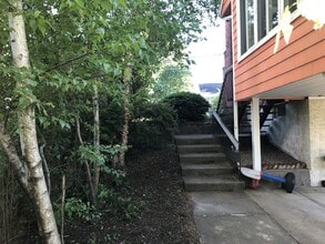 479 Crafts St in Newton, MA - Building Photo - Building Photo