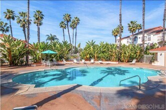 13212 Salmon River Rd in San Diego, CA - Building Photo - Building Photo