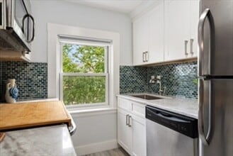 332 Jamaicaway, Unit 306 in Boston, MA - Building Photo - Building Photo