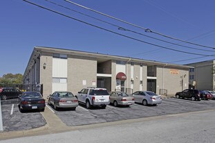 Vintage Pad Apartments