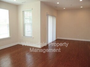 1064 Midvale Ave in Morrisville, NC - Building Photo - Building Photo
