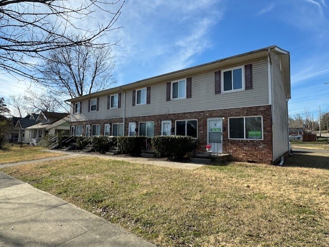 2055 Washington Ave in Knoxville, TN - Building Photo