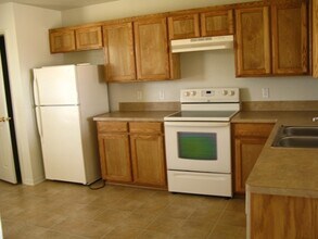 501 Bermuda, Unit C in Copperas Cove, TX - Foto de edificio - Building Photo