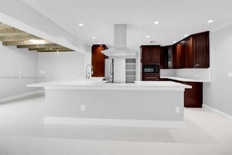 1804 SW 102nd Ct in Miami, FL - Foto de edificio - Building Photo