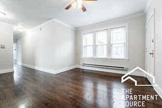 3825 N Greenview Ave, Unit 2E in Chicago, IL - Building Photo - Building Photo