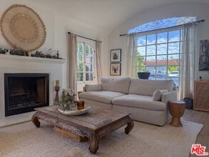 316 S Wetherly Dr in Beverly Hills, CA - Building Photo - Building Photo