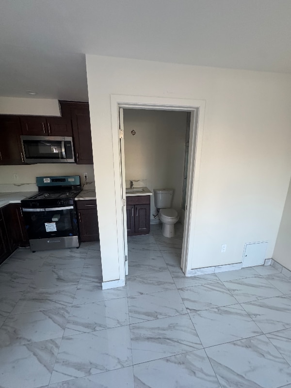 1193 N Ardmore Ave in Los Angeles, CA - Building Photo - Building Photo