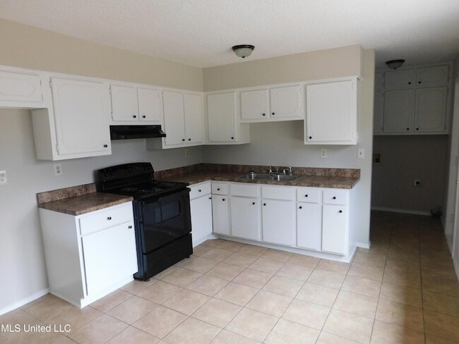 5431 Nail Rd in Horn Lake, MS - Foto de edificio - Building Photo