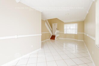 669 NW 151st Ave in Pembroke Pines, FL - Building Photo - Building Photo