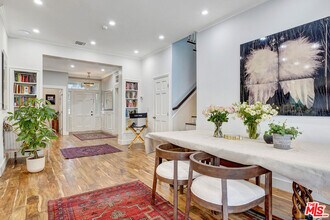 5111 Babcock Ave in Los Angeles, CA - Building Photo - Building Photo