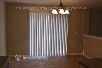 9757 Hazel Lake Dr in Jacksonville, FL - Building Photo - Building Photo