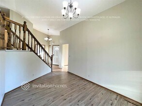 1609 Lakewood Dr N in Maplewood, MN - Building Photo - Building Photo
