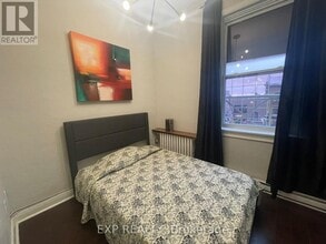 111 Dundas St in London, ON - Building Photo - Building Photo