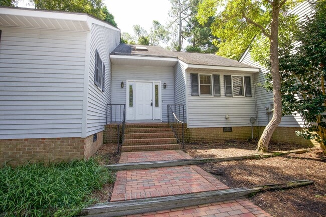 115 Fox Hunt Ln in Southern Pines, NC - Building Photo - Building Photo