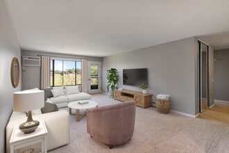 Heritage Hills in Bloomington, MN - Foto de edificio - Building Photo