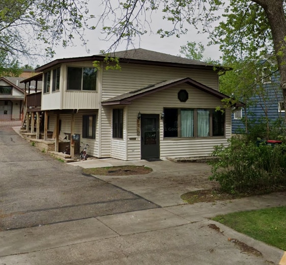 1219 5th st, Unit #2 in Hudson, WI - Building Photo