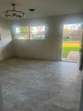 3517 Tanglebriar Dr in Pasadena, TX - Building Photo - Building Photo