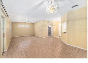 11631 SW 71st Cir in Ocala, FL - Building Photo - Building Photo