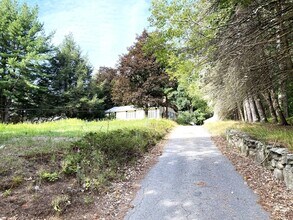 463 Bailey Rd in Holden, MA - Building Photo - Building Photo