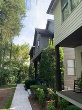 806 Lancaster Way in Nashville, TN - Foto de edificio - Building Photo